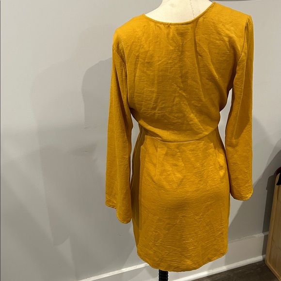 Topshop Mustard Long Sleeve Dress - Picture 5 of 5